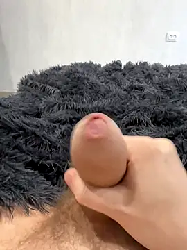 Snapshot of Apolobi chatting on October 2025 05:30:01 AM Apolobi online show from October 2025 05:30:01 AM