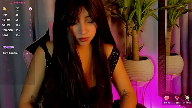 Snapshot of artemish__ chatting on September 2025 04:25:01 AM artemish online show from September 2025 04:25:01 AM