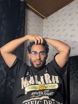 TU-MORENOO online show from September 2025 05:53:02 AM