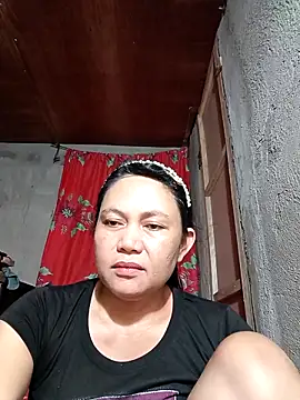 Snapshot of Everleigh_mom chatting on September 2025 10:41:01 AM Everleigh mom online show from September 2025 10:41:01 AM