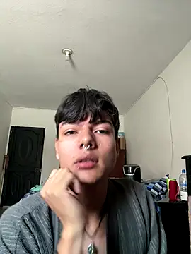 Snapshot of alandelrey57 chatting on December 2025 03:07:01 PM alandelrey57 online show from December 2025 03:07:01 PM