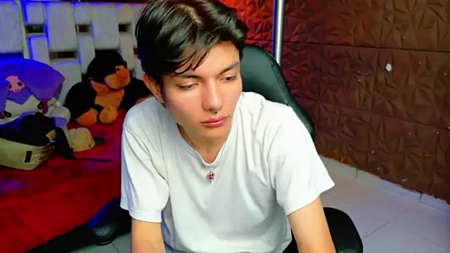 Snapshot of alandelrey57 chatting on February 2026 02:53:02 AM alandelrey57 online show from February 2026 02:53:02 AM