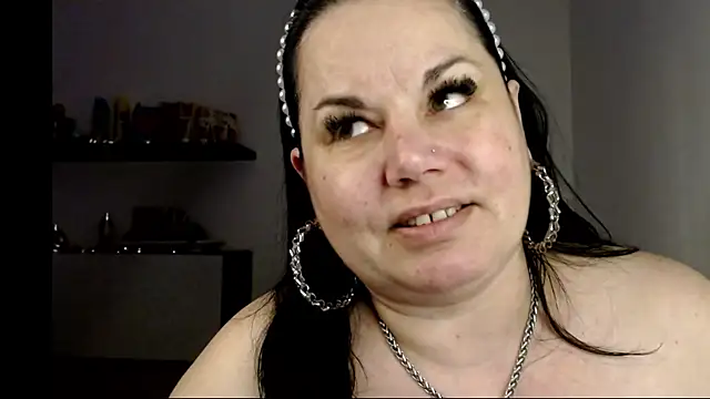 Snapshot of andreea2011 chatting on November 2025 04:10:02 PM andreea2011 online show from November 2025 04:10:02 PM