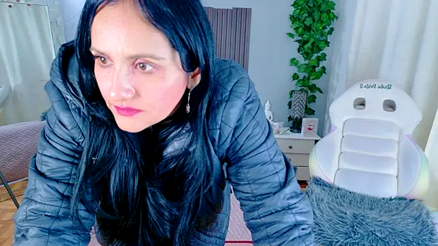 kataleya 29 online show from November 2025 04:07:01 PM