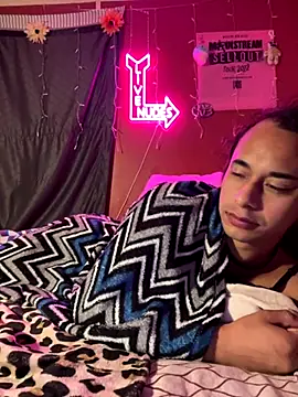 Snapshot of TranSexualJade95 chatting on September 2025 09:20:02 AM TranSexualJade95 online show from September 2025 09:20:02 AM