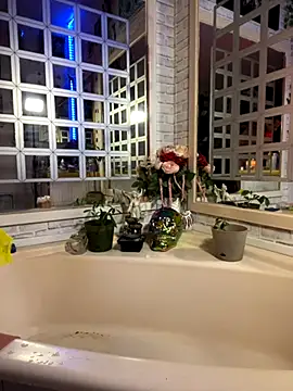 Snapshot of TranSexualJade95 chatting on October 2025 08:24:01 AM TranSexualJade95 online show from October 2025 08:24:01 AM