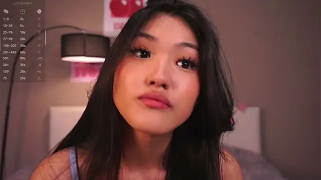 Snapshot of FancyEsten chatting on October 2025 08:37:01 AM FancyEsten online show from October 2025 08:37:01 AM