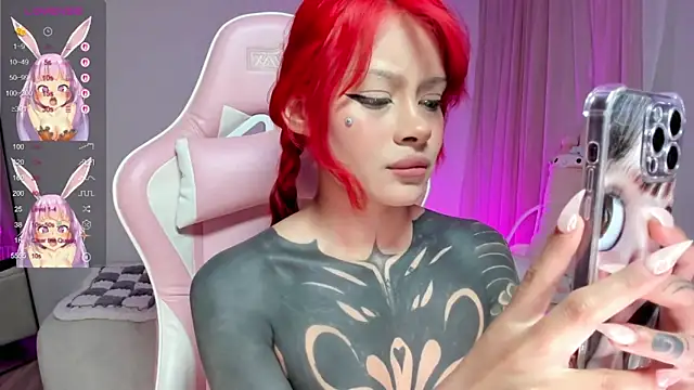 Snapshot of AlinaLukyanova chatting on October 2025 04:02:01 AM AlinaLukyanova online show from October 2025 04:02:01 AM