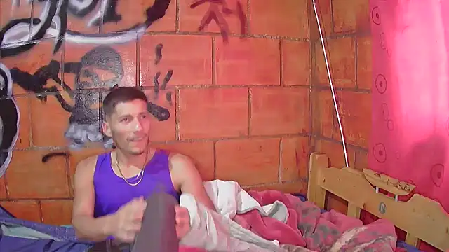 Snapshot of alexandercruz chatting on March 2026 08:46:01 PM alexandercruz online show from March 2026 08:46:01 PM