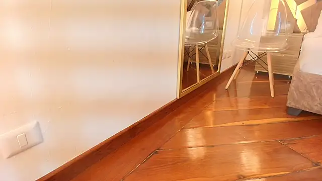 zarah andrew   online show from October 2025 12:05:01 PM