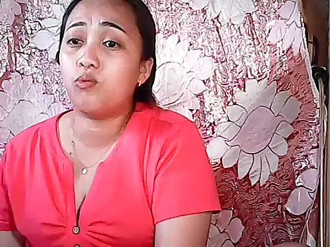 Snapshot of Pinay_Chubby20 chatting on October 2025 07:53:01 AM Pinay Chubby20 online show from October 2025 07:53:01 AM