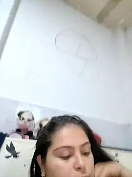 yatzuriperrita online show from January 2026 02:47:01 AM