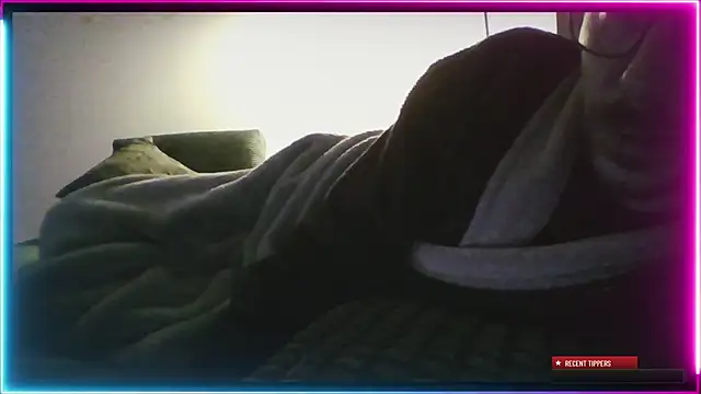 AlexanderDu69 online show from January 2025 10:51:02 PM