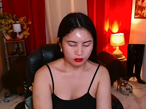 tsBiancalicious online show from April 2026 12:10:01 PM