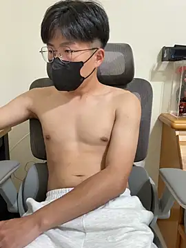 Snapshot of Allen20y chatting on July 2026 01:13:01 PM Allen20y online show from July 2026 01:13:01 PM