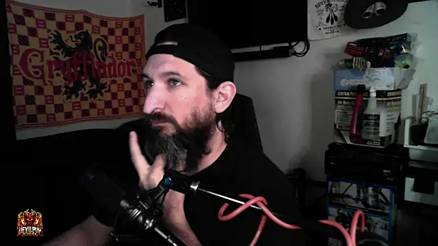 DevilPup75  online show from April 2026 11:16:01 AM