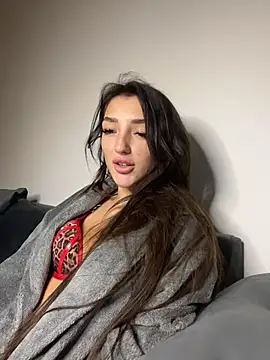 naughtybella05 online show from December 2025 08:17:01 PM