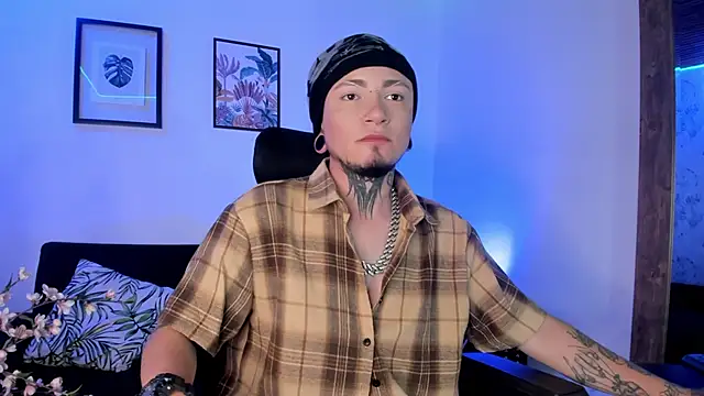 Snapshot of tyler_jones_ chatting on September 2025 04:24:01 AM tyler jones  online show from September 2025 04:24:01 AM