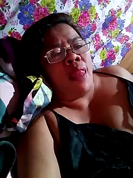 Huge mama69 online show from September 2025 07:59:01 PM