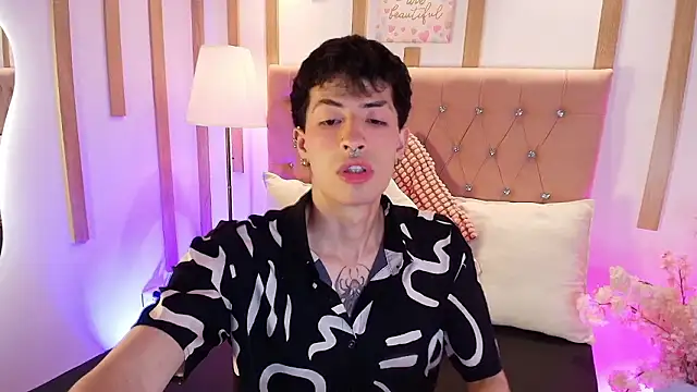 OzorioDany online show from March 2026 05:44:01 AM