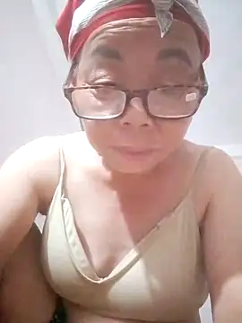 VangLe73 online show from October 2025 01:10:01 PM