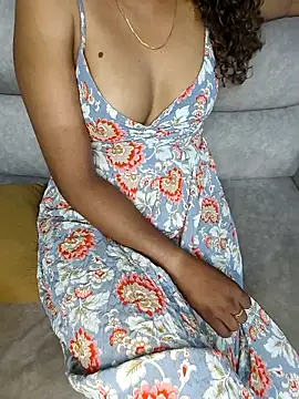 Tamilpallavi online show from April 2026 02:10:01 AM