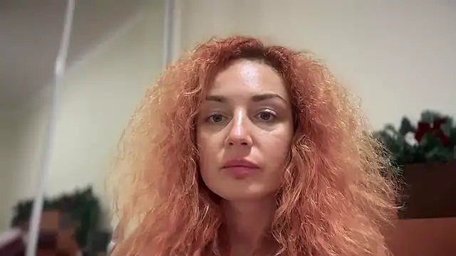 Reddgiirl online show from November 2025 10:23:02 PM