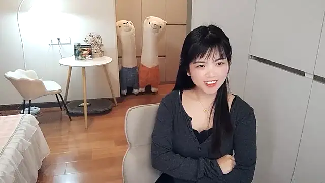 XiaoAnQi online show from October 2025 12:49:01 PM