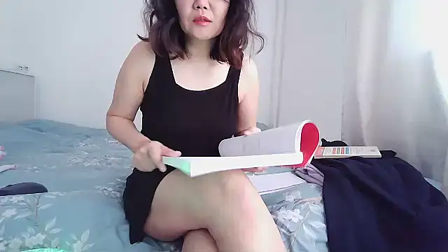 sakuradelreina online show from November 2025 07:31:01 AM