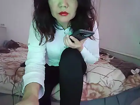 sakuradelreina online show from December 2025 03:57:01 AM