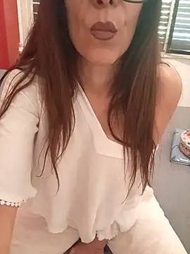 Esmeralda passion online show from October 2025 01:40:02 PM