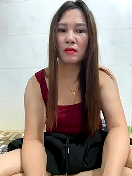 Moan Mary online show from October 2025 03:21:02 PM