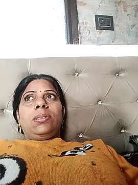 Soniya Roy online show from February 2026 04:42:01 AM