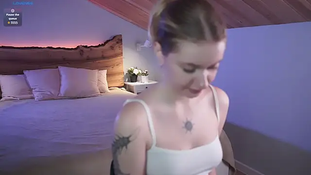 Snapshot of Nerissa_xo chatting on March 2026 11:32:01 AM Nerissa xo online show from March 2026 11:32:01 AM