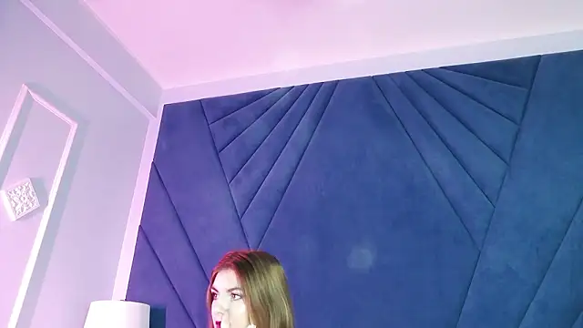 Snapshot of Evelisse chatting on March 2026 05:55:01 AM Evelisse online show from March 2026 05:55:01 AM