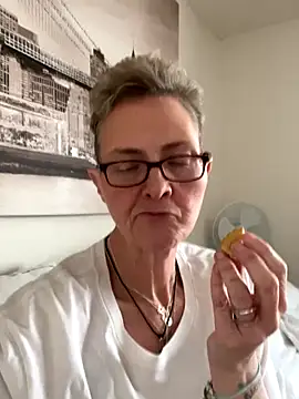 Curvy-Jinx online show from January 2026 02:10:02 PM