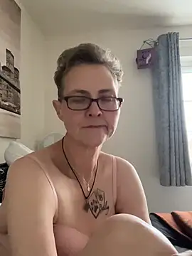 Curvy-Jinx online show from February 2026 08:35:02 AM