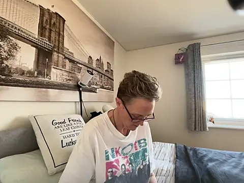 Curvy-Jinx online show from March 2026 12:19:02 PM