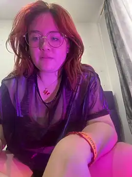 Snapshot of AliaMiller_ chatting on March 2026 03:23:01 PM AliaMiller online show from March 2026 03:23:01 PM