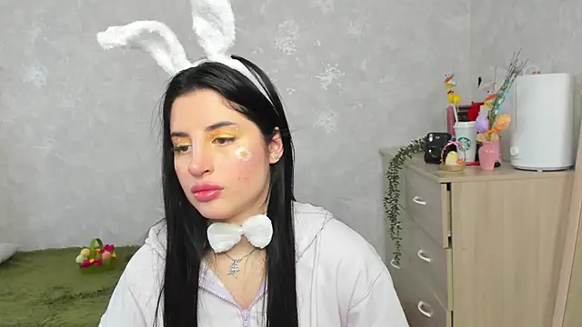 Snapshot of meowallen chatting on April 2026 05:27:01 AM meowallen online show from April 2026 05:27:01 AM