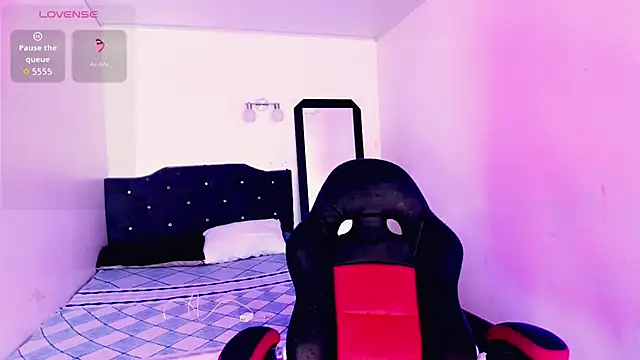 Snapshot of Rossedewitt_ chatting on November 2025 07:34:02 PM Rossedewitt online show from November 2025 07:34:02 PM