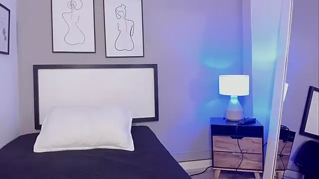 Snapshot of MartinaRizzi chatting on September 2025 03:39:02 AM MartinaRizzi online show from September 2025 03:39:02 AM