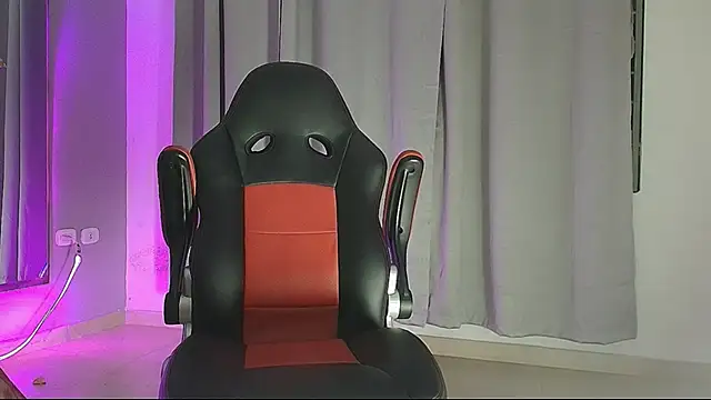 Snapshot of rachell_owen chatting on September 2025 04:50:02 AM rachell owen online show from September 2025 04:50:02 AM