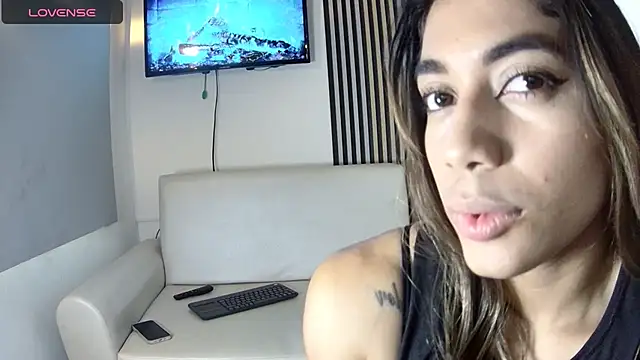 Snapshot of rachell_owen chatting on November 2025 09:14:02 PM rachell owen online show from November 2025 09:14:02 PM