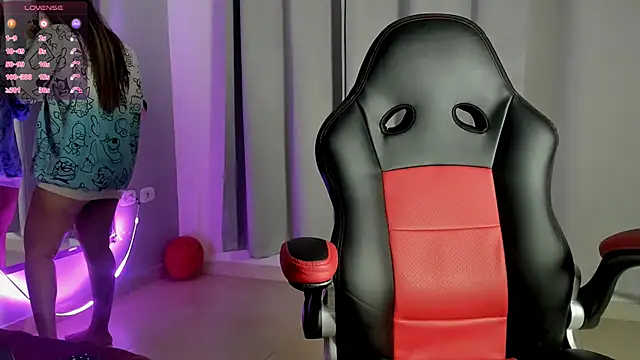 Snapshot of rachell_owen chatting on November 2025 04:37:02 AM rachell owen online show from November 2025 04:37:02 AM