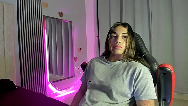 Snapshot of rachell_owen chatting on December 2025 04:31:02 AM rachell owen online show from December 2025 04:31:02 AM