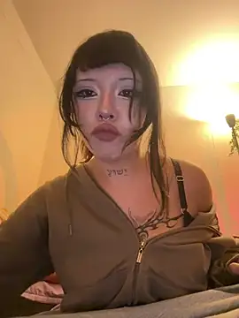 Snapshot of Kitty_yukimura chatting on May 2026 12:16:02 AM Kitty yukimura online show from May 2026 12:16:02 AM