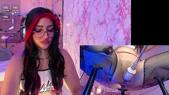 Snapshot of AriaNova_ chatting on February 2026 01:10:01 PM AriaNova online show from February 2026 01:10:01 PM