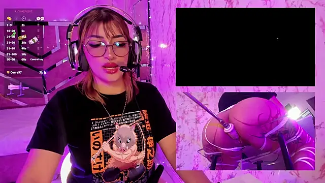 Snapshot of AriaNova_ chatting on March 2026 01:05:02 PM AriaNova online show from March 2026 01:05:02 PM