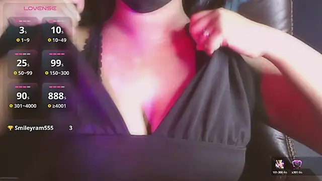 Snapshot of darling_devil chatting on April 2026 06:23:01 PM darling devil online show from April 2026 06:23:01 PM